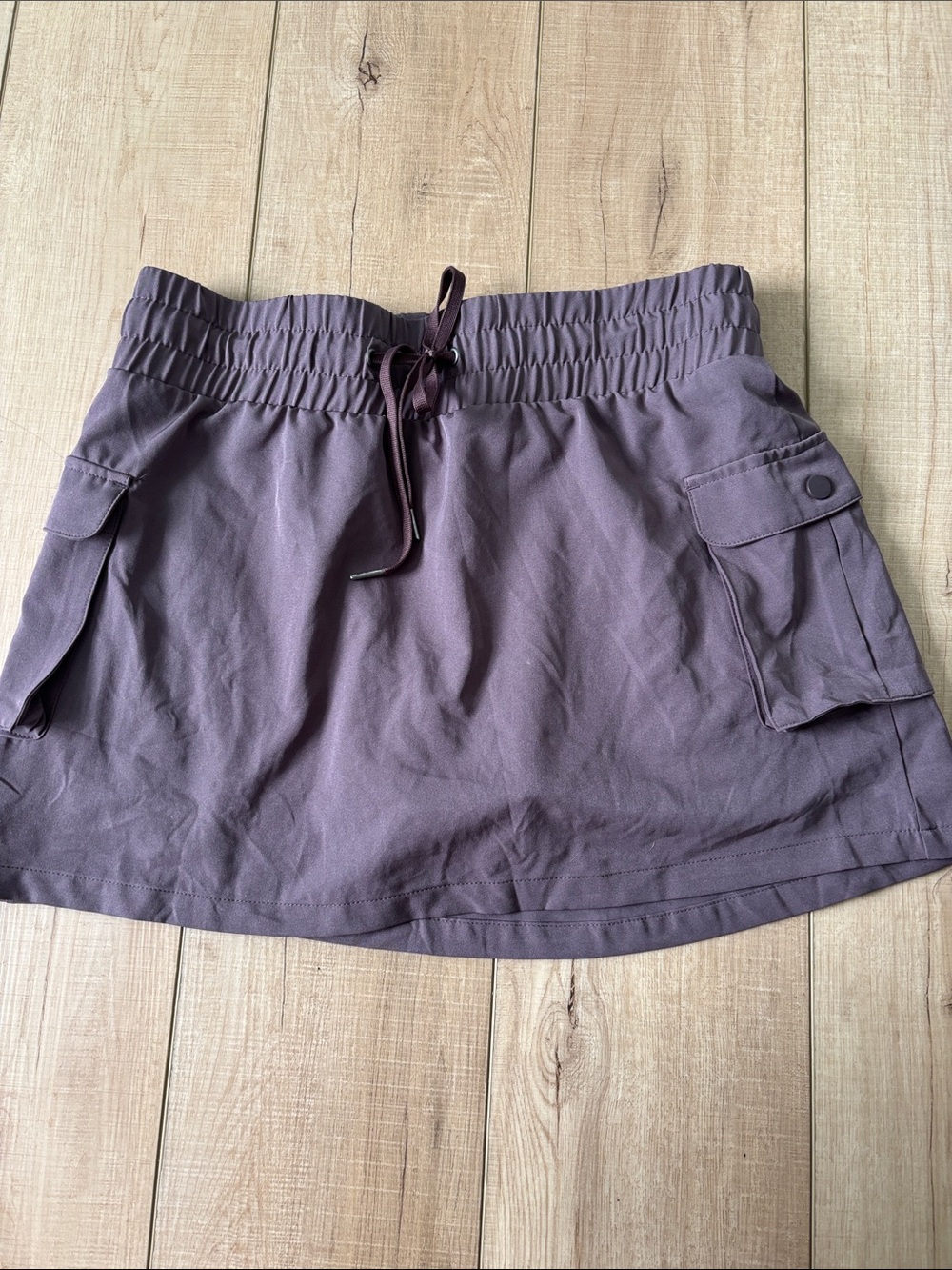 Women's Cargo Drawstring Skort in Brown/Purple 14 inch cargo